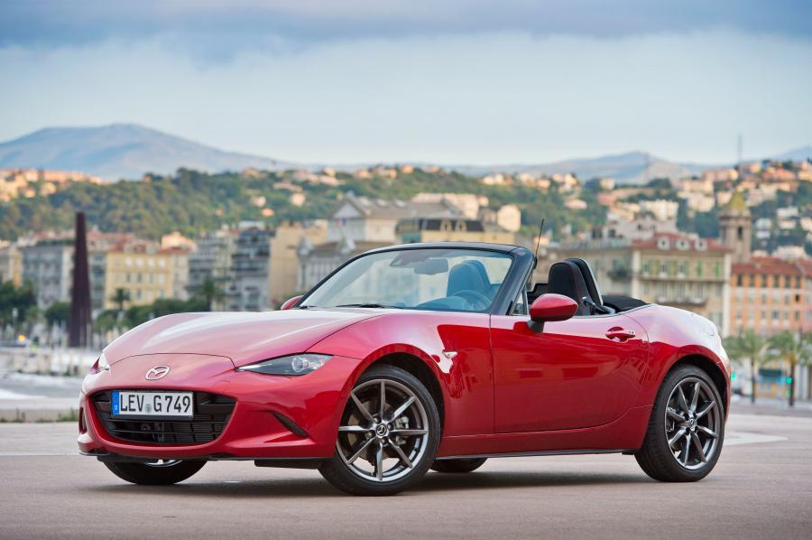  Mazda MX-5 Roadster 2014 года  (фото 34 из 62)